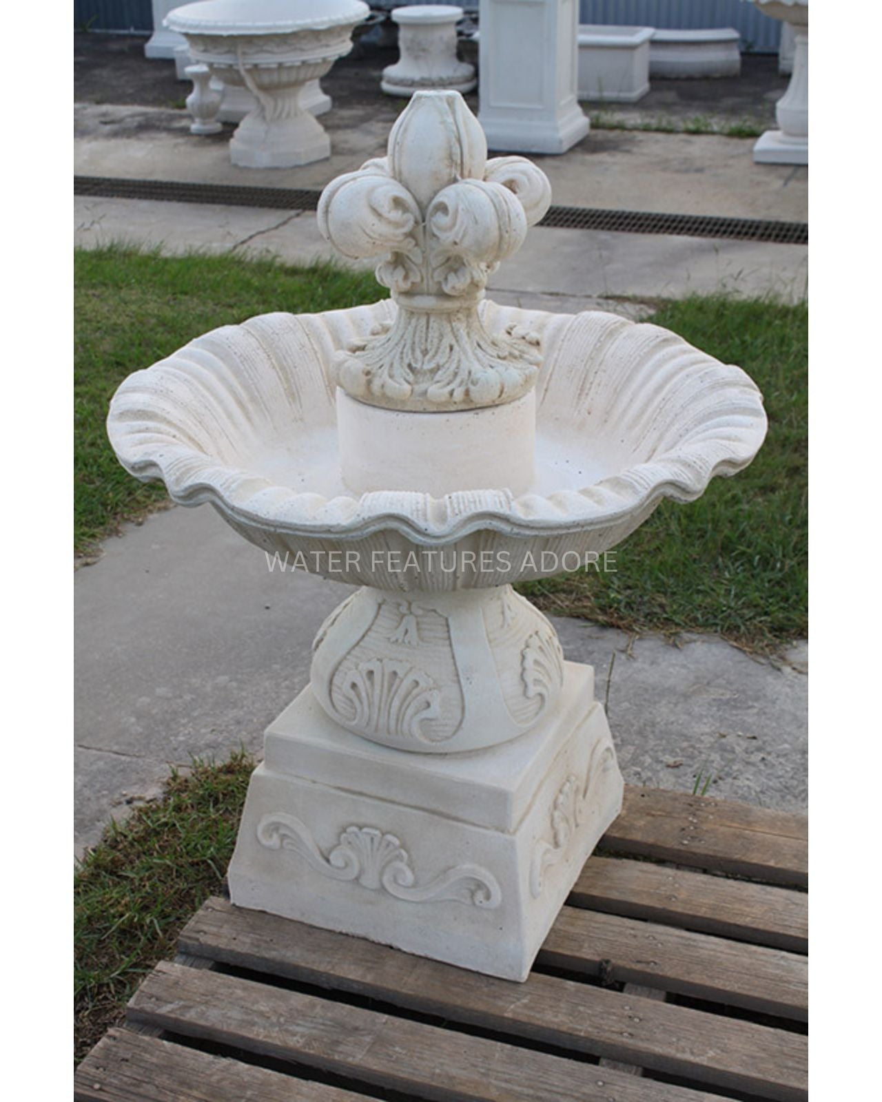 Goccia - Concrete Limestone Water Feature 115cm